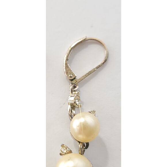 Vintage Dangling Faux Pearl Earrings - Picture 5 of 10